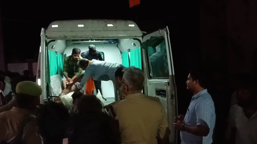 अवसानेश्वर महादेव मंदिर में करंट से मची भगदड़