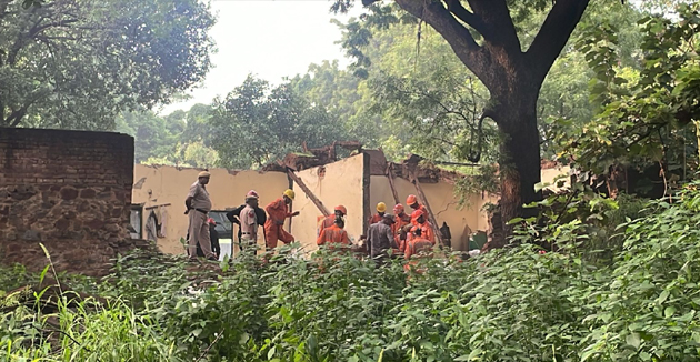 Humayun के मकबरे के पास पत्ते शाह दरगाह परिसर की छत