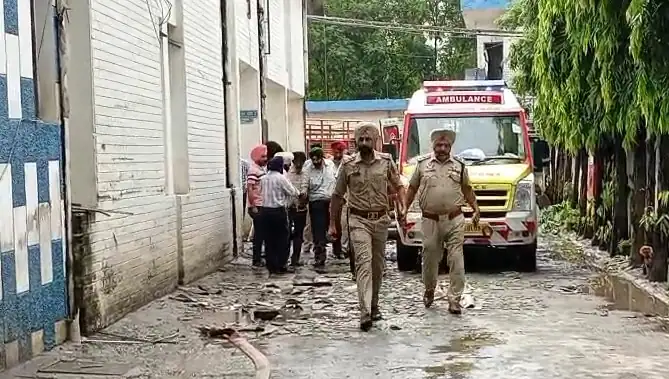 पंजाब के मोहाली में ऑक्सीजन सिलेंडर ब्लास्ट से मचा हड़कंप