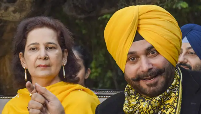 नवजोत सिद्धू की पत्नी से 10 करोड़ की ठगी