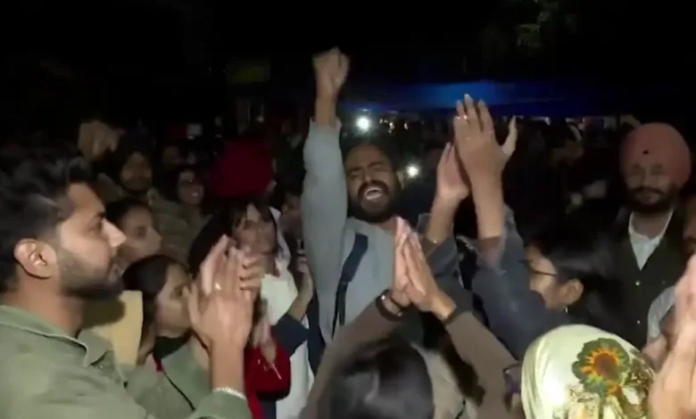 pu-chandigarh-senate-syndicate-election-approved-students-victory-march