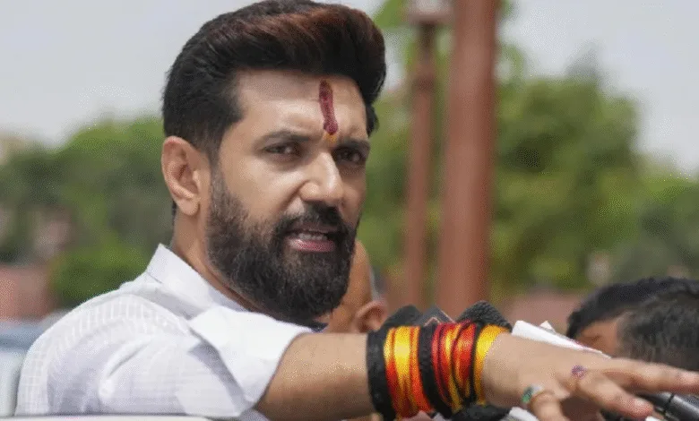 रोहिणी आचार्य के राजनीति छोड़ने पर चिराग पासवान का भावुक बयान