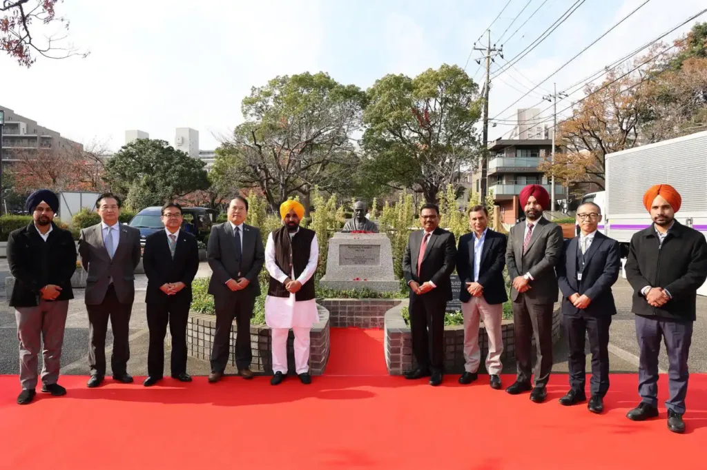 CM Mann in Japan: गांधीजी को नमन करते हुए दिया विश्व को शक्तिशाली संदेश!