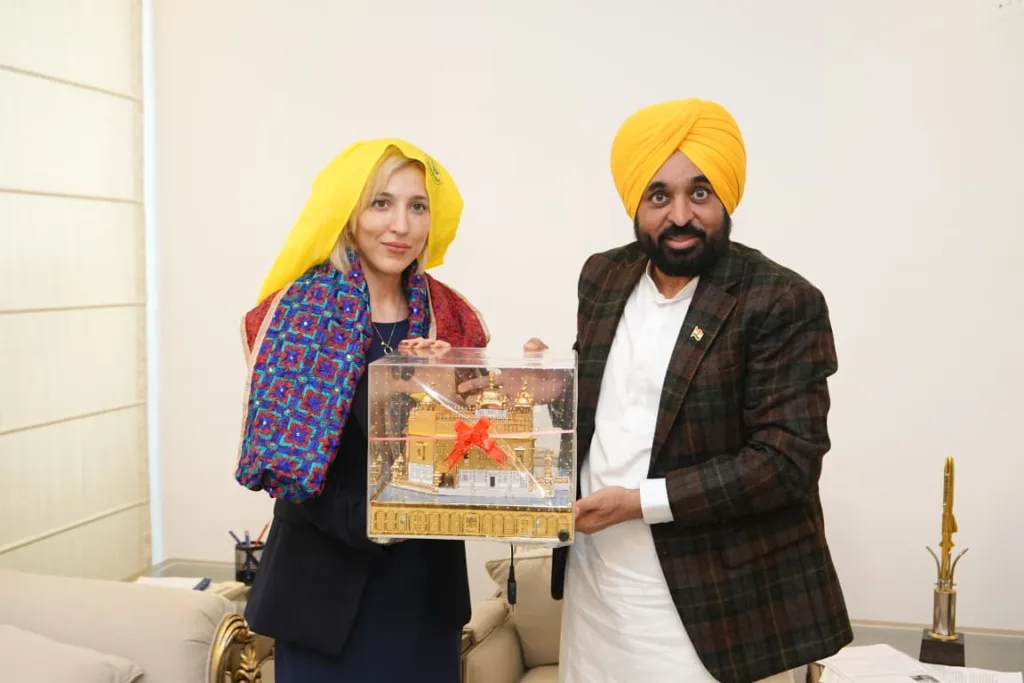 Punjab News, Bhagwant Mann UK Meeting