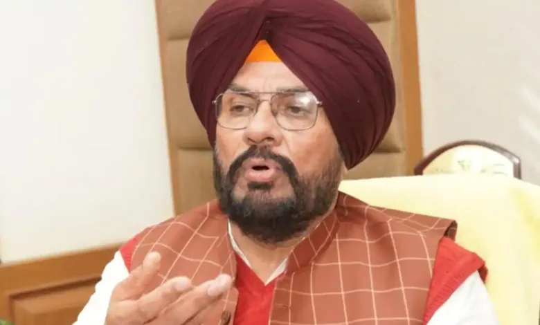 delhi-pollution-exposed-90-percent-stubble-drop-punjab-dhaliwal-attack