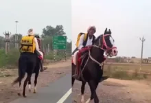 घोड़े पर पहुंचा Blinkit